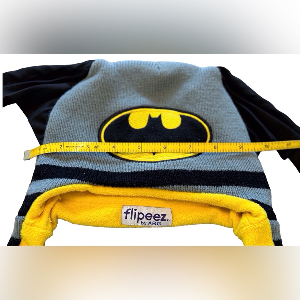 Batman Flipeez Beanie - Picture 5 of 7